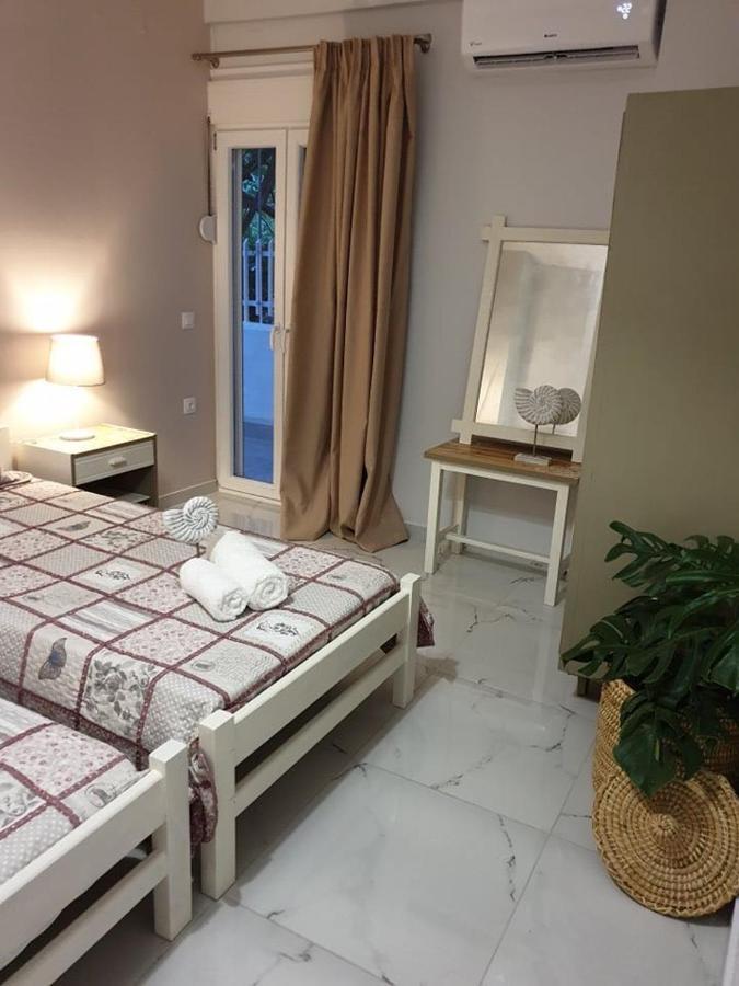 Poros Town Eytyhias Yard Apartments In Poros מראה חיצוני תמונה