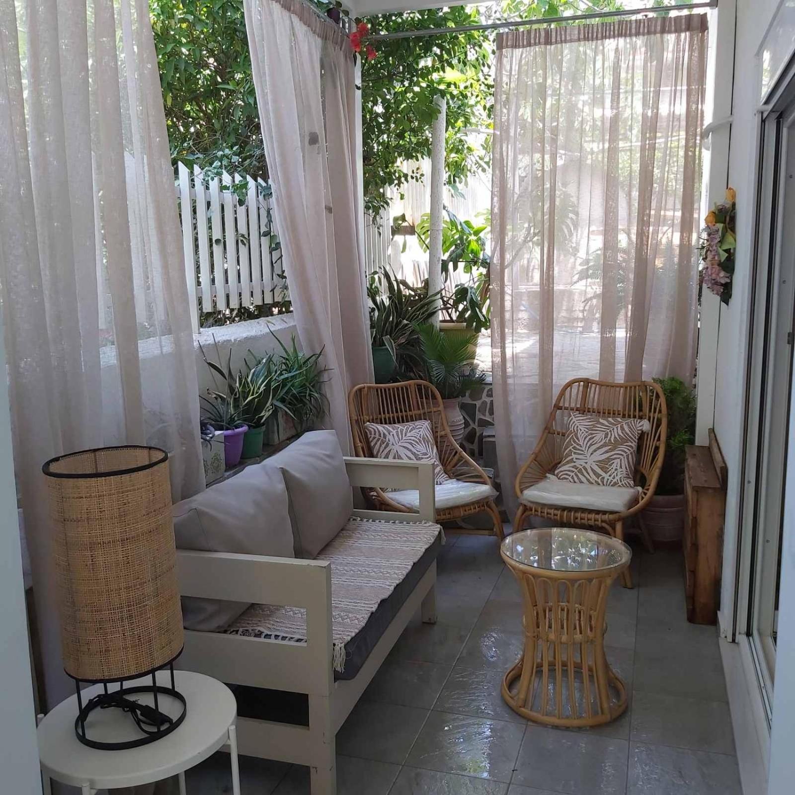 Poros Town Eytyhias Yard Apartments In Poros מראה חיצוני תמונה