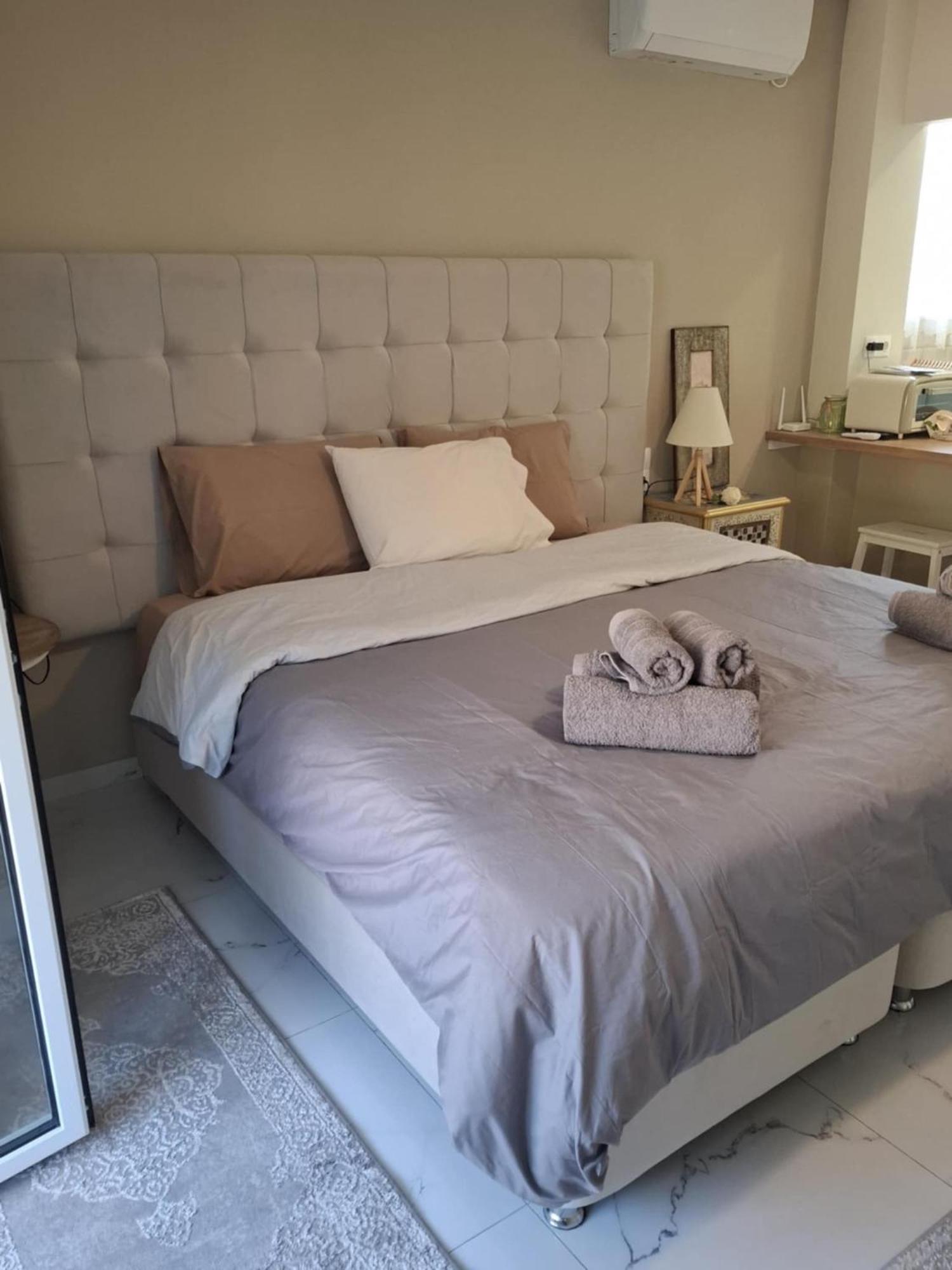 Poros Town Eytyhias Yard Apartments In Poros מראה חיצוני תמונה